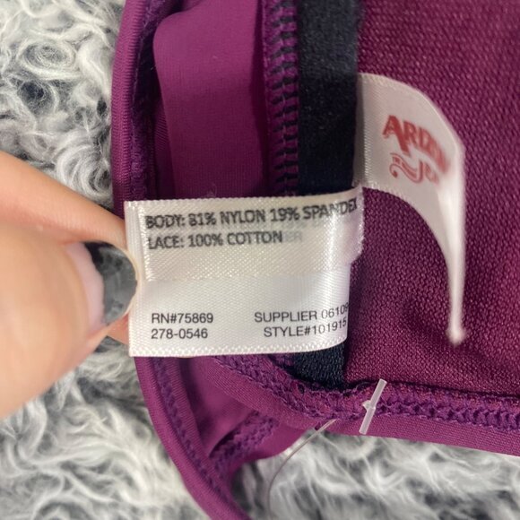 ARIZONA Halter Swim Bikini Top Womens SZ M Crochet Coquette Fairy Ethereal NEW - Picture 8 of 8